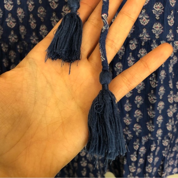 American Eagle Bohemian Flare Sleeve Blouse - Picture 6 of 10